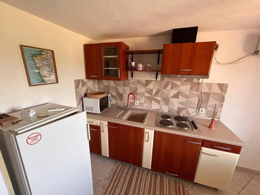 App Franci Parenzana Apartman Marusici  Kültér fotó